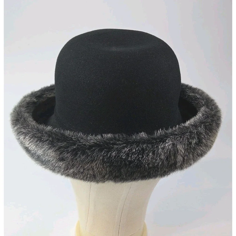 Betmar New York Hat 100% Wool Red Black Flower One Size Women Winter Lot of TWO